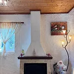 Séjour à la campagne εξοχή-with Fireplace And View To The Sea