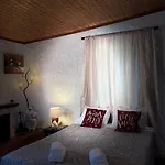 Séjour à la campagne εξοχή-with Fireplace And View To The Sea *