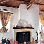εξοχή-with Fireplace And View To The Sea *