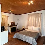 εξοχή-with Fireplace And View To The Sea Eliki