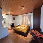 εξοχή-with Fireplace And View To The Sea Eliki