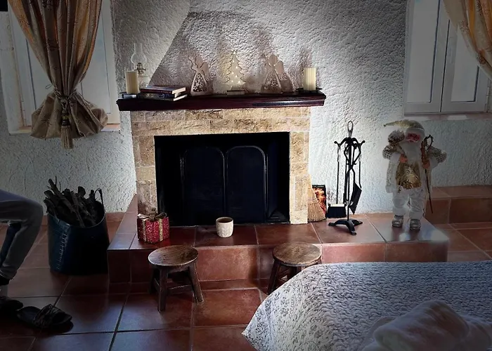 εξοχή-with Fireplace And View To The Sea Country house *