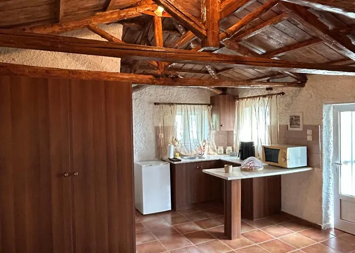 Country house εξοχή-with Fireplace And View To The Sea